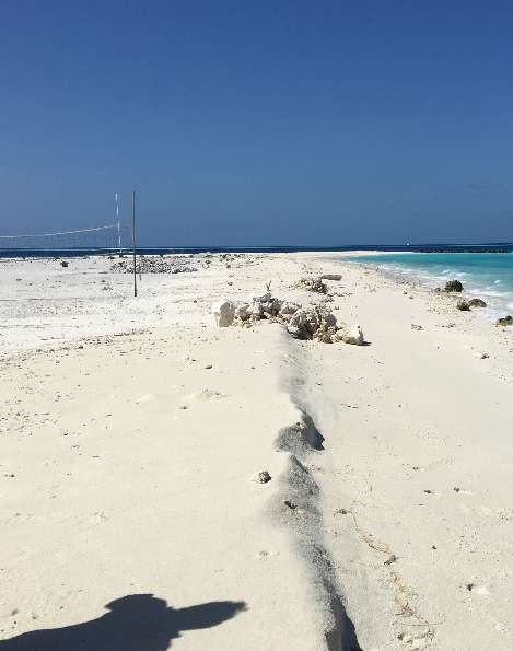 Offloading Bund, Olhahali Resort